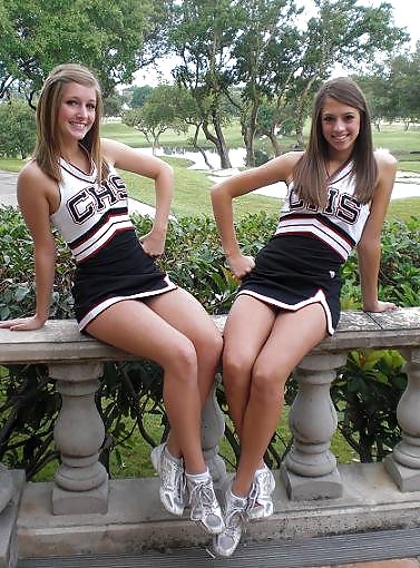 チアリーダーズ エロティカ 8 by twistedworlds
 #10170689