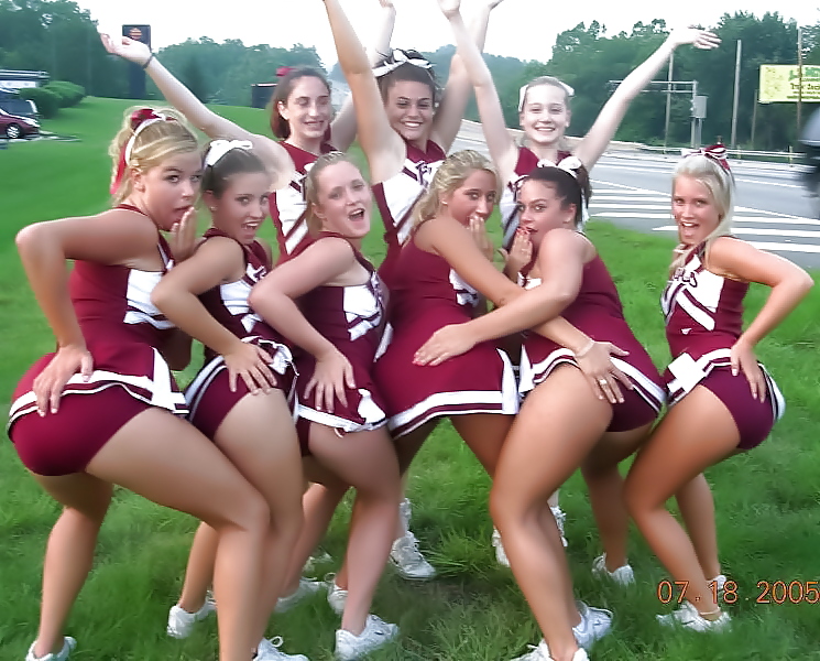 チアリーダーズ エロティカ 8 by twistedworlds
 #10170696