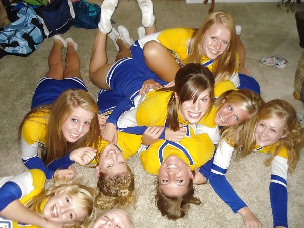 チアリーダーズ エロティカ 8 by twistedworlds
 #10170730