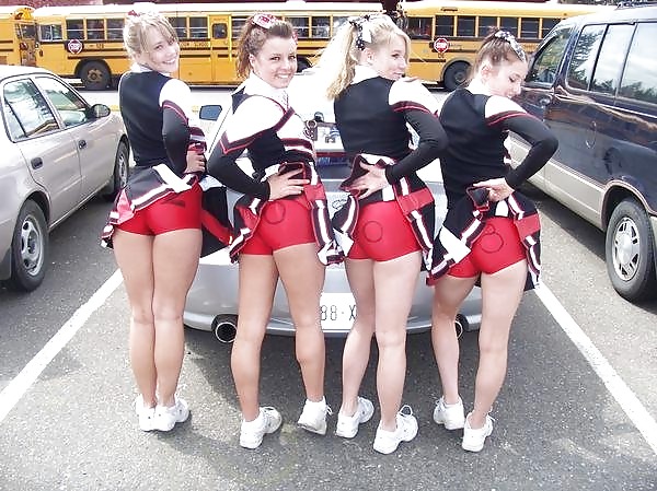 チアリーダーズ エロティカ 8 by twistedworlds
 #10170801