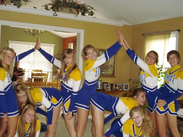 チアリーダーズ エロティカ 8 by twistedworlds
 #10170825