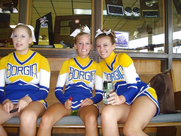 チアリーダーズ エロティカ 8 by twistedworlds
 #10170858