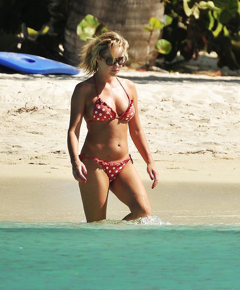 Amanda holden bikini
 #5471559