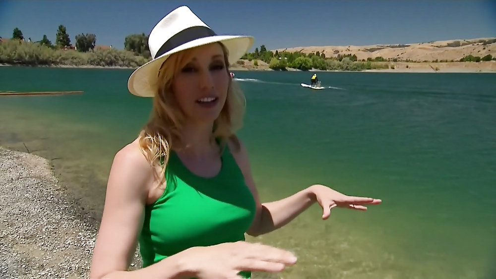 Kari Byron #16705739