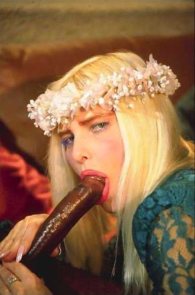 母親が起きてきた
 #21704963