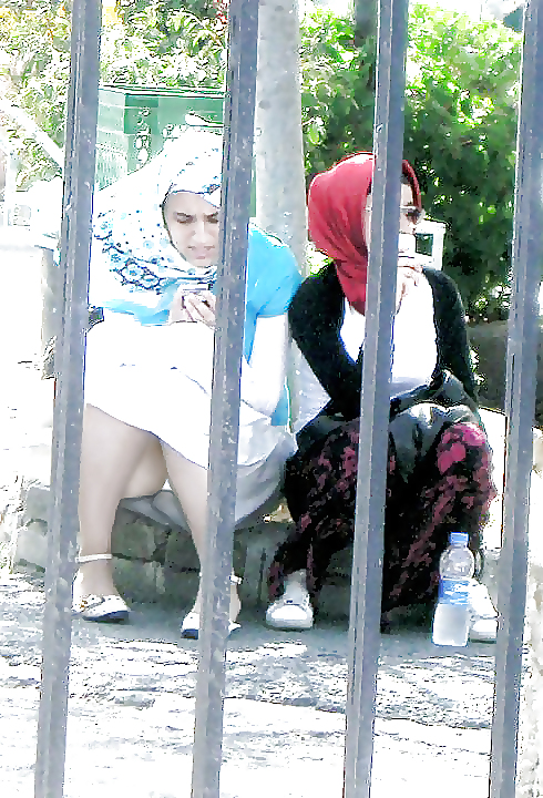 アラブ系トルコ人美女の発情期
 #11411296