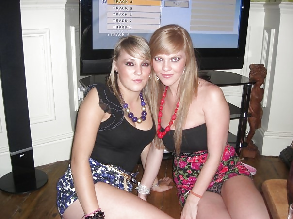 MORe facebook #8459459