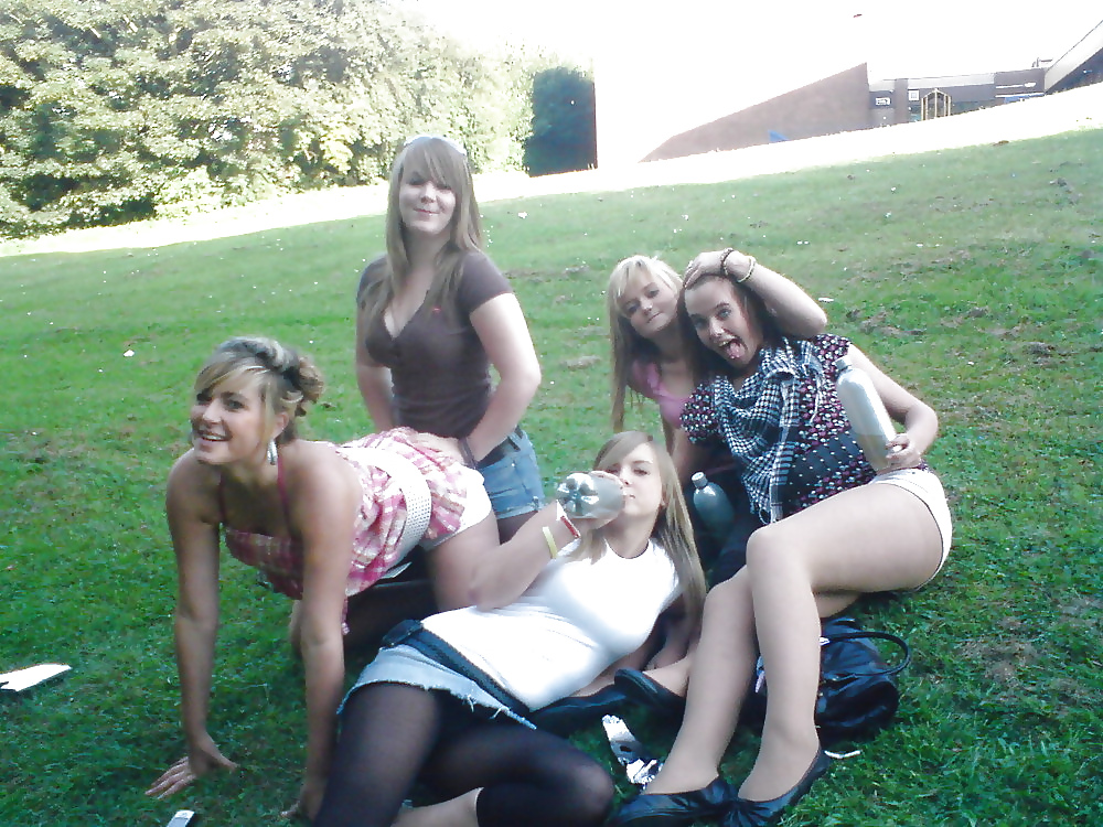 MORe facebook #8459499