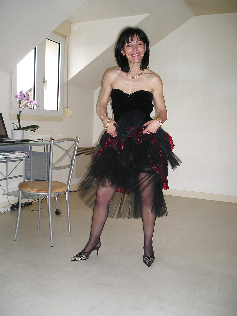 Gorgeous Milf Carole #11161236