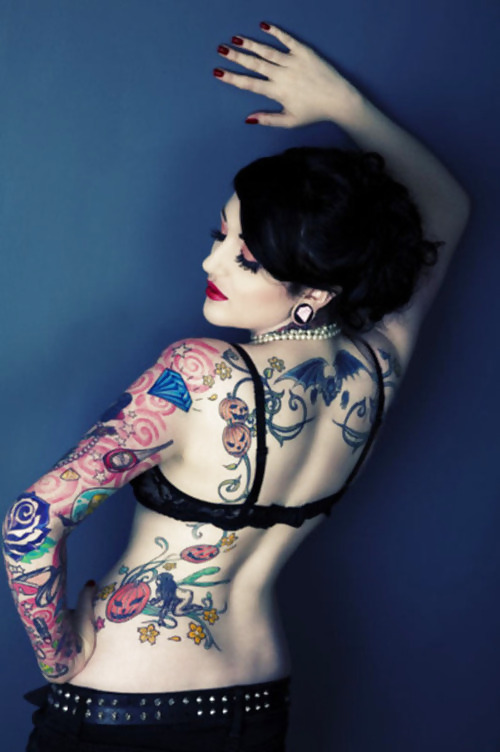 Sexy Tattooed Womens #3 #8874411