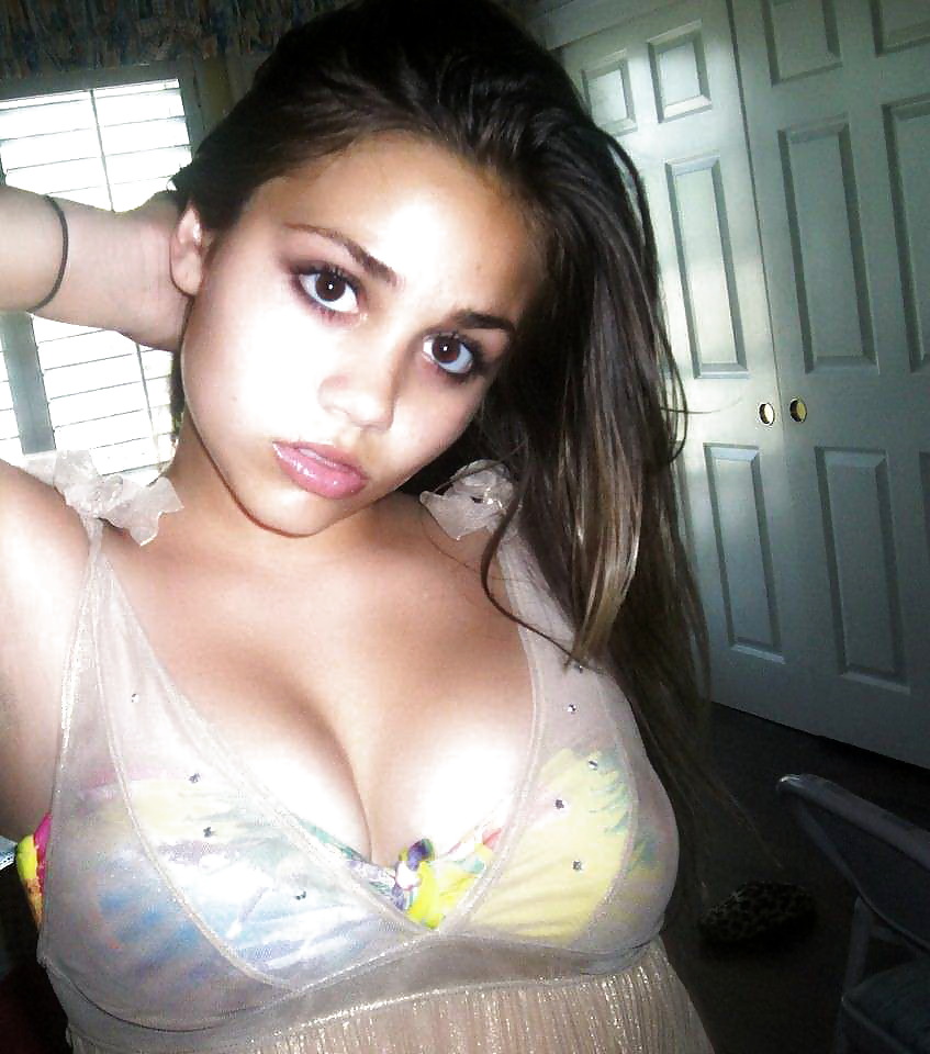 Sexy Latina Teenager #4505986
