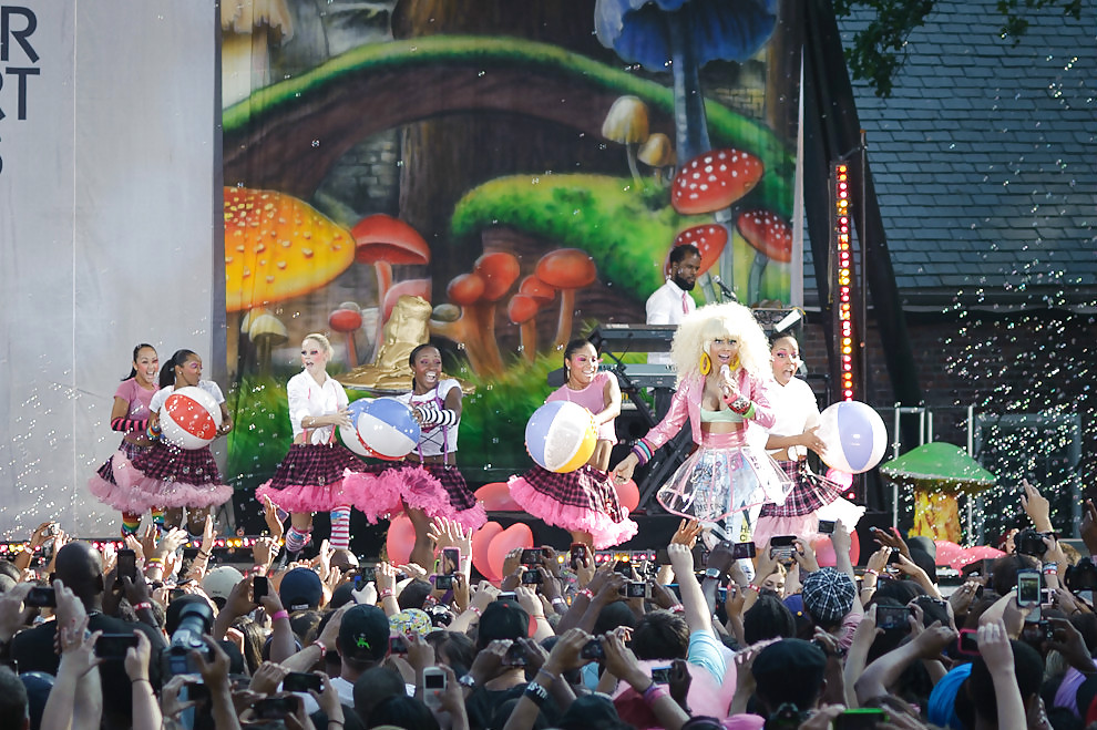 NICKI MINAJ #5052349