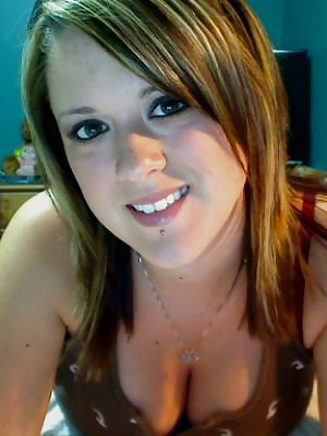 Slut shows her tits on webcam! #4603451