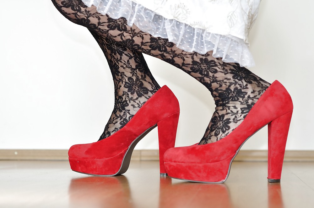 Crossdresser in stockings and red high heel pumps #19606962