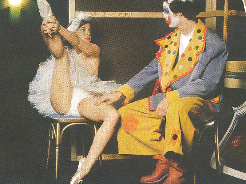 Tänzerin Hündin Perverse Clown & #9762425