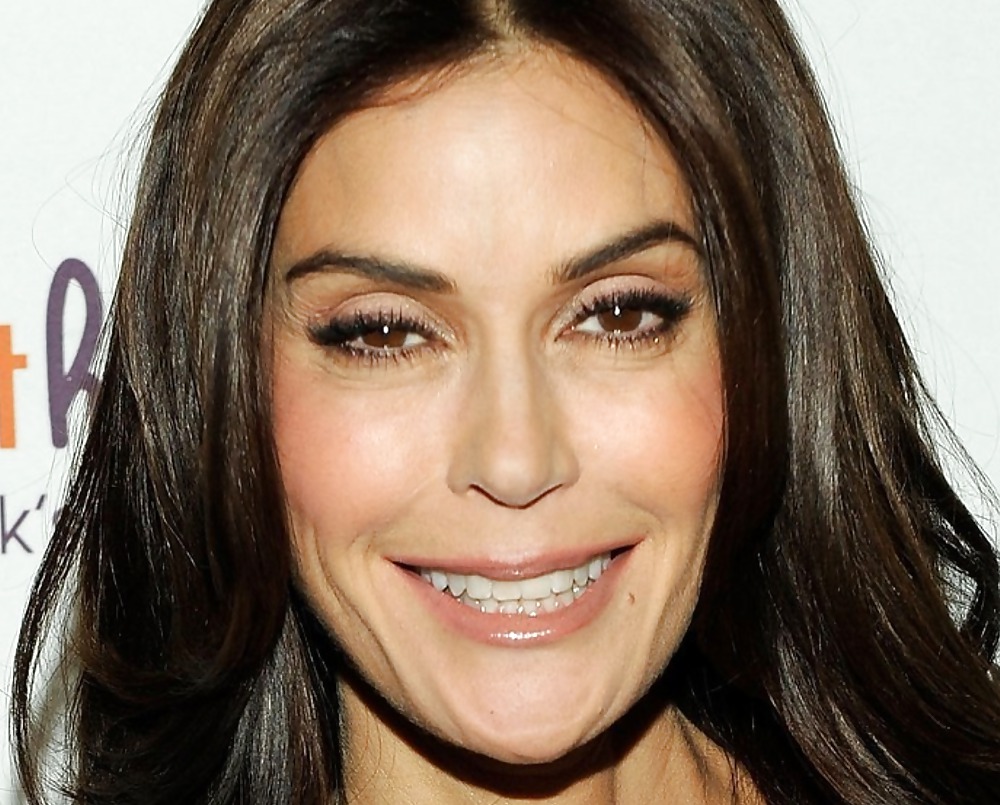 Teri Hatcher #8423430