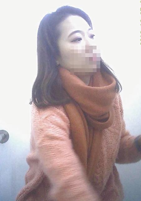 Chica coreana cámara oculta
 #22301268