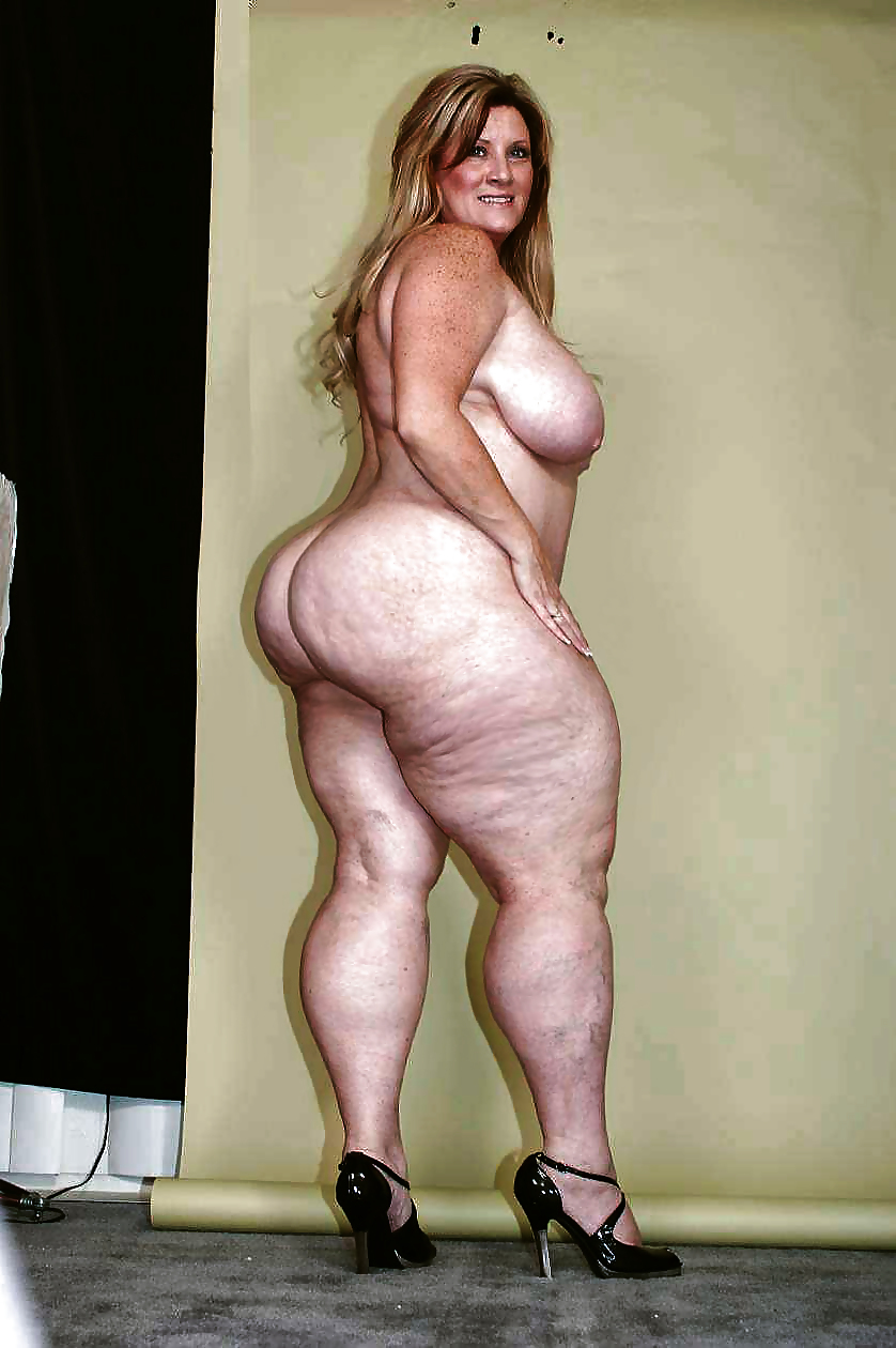 BBW asses in Photoshop. #7832977
