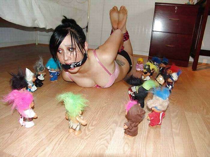 トロール・オア・ダイ
 #19829680