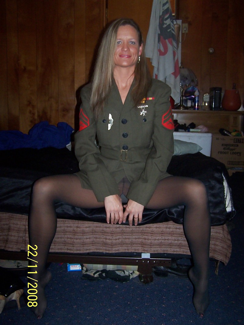 Chicas militares
 #9500958