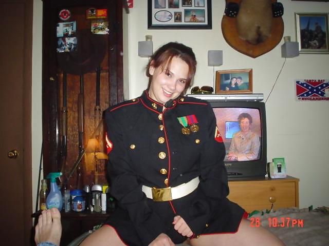 Chicas militares
 #9501040