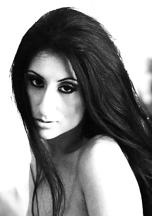 Chica gruesa
 #14654370