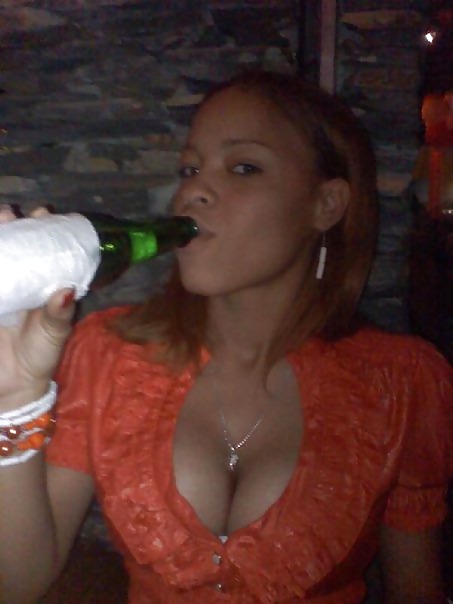 Mulata dominicana tetona
 #20078331