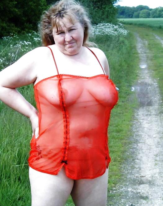Braless 22. #3712596