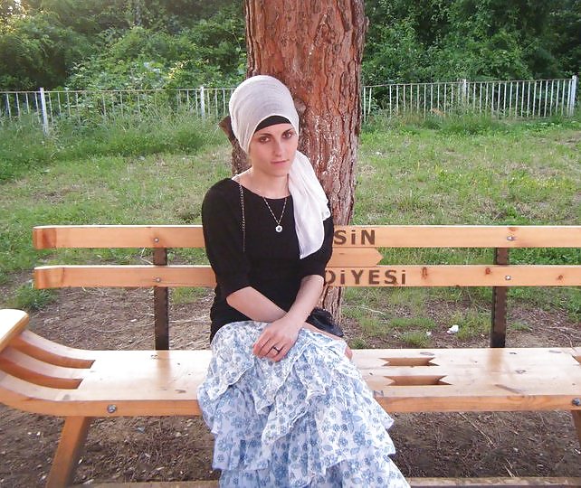 Turbanli arab turkish hijab muslim #18609443