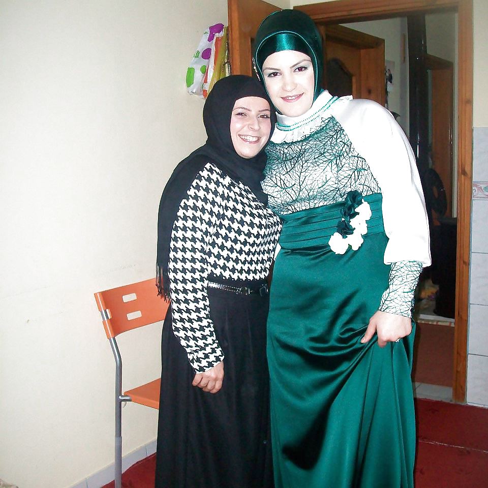 Arab Musulman Turc Hijab Turban-porter #18609601