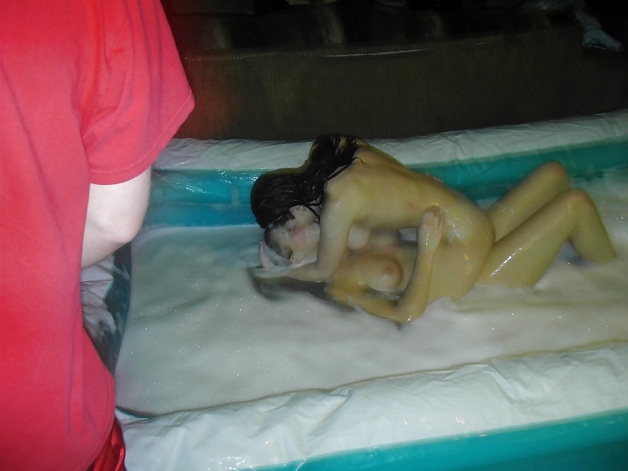 レズビアン・ティーン・ガールズ・エロティカ 2 by twistedworlds
 #13980754