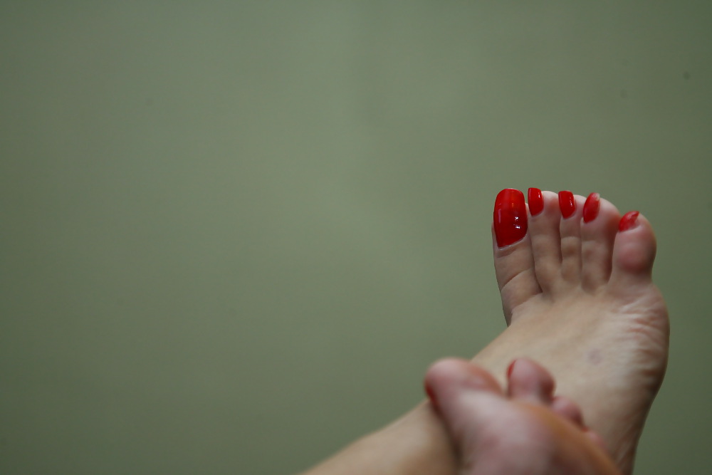 Foot Fetish - Turkish Seda Barefoot and Macro - Turk Amator #4206803