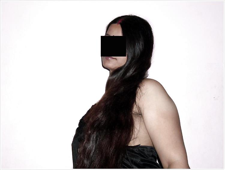 Hausfrau Expossed #17911023