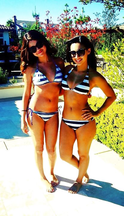 & Selena Gomez Francia Raisa - Bikini #12440534