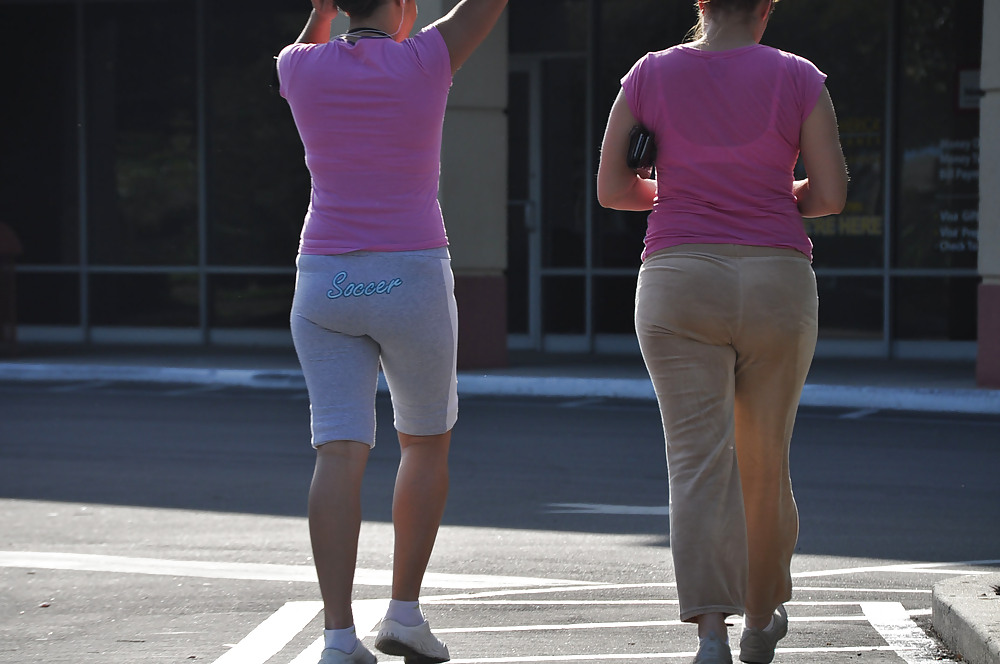 Parking Lot Booty - Public Voyeur #4407439