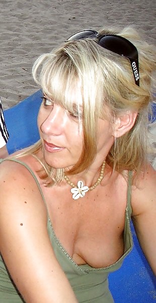 A VERY HOT MILF #11035323