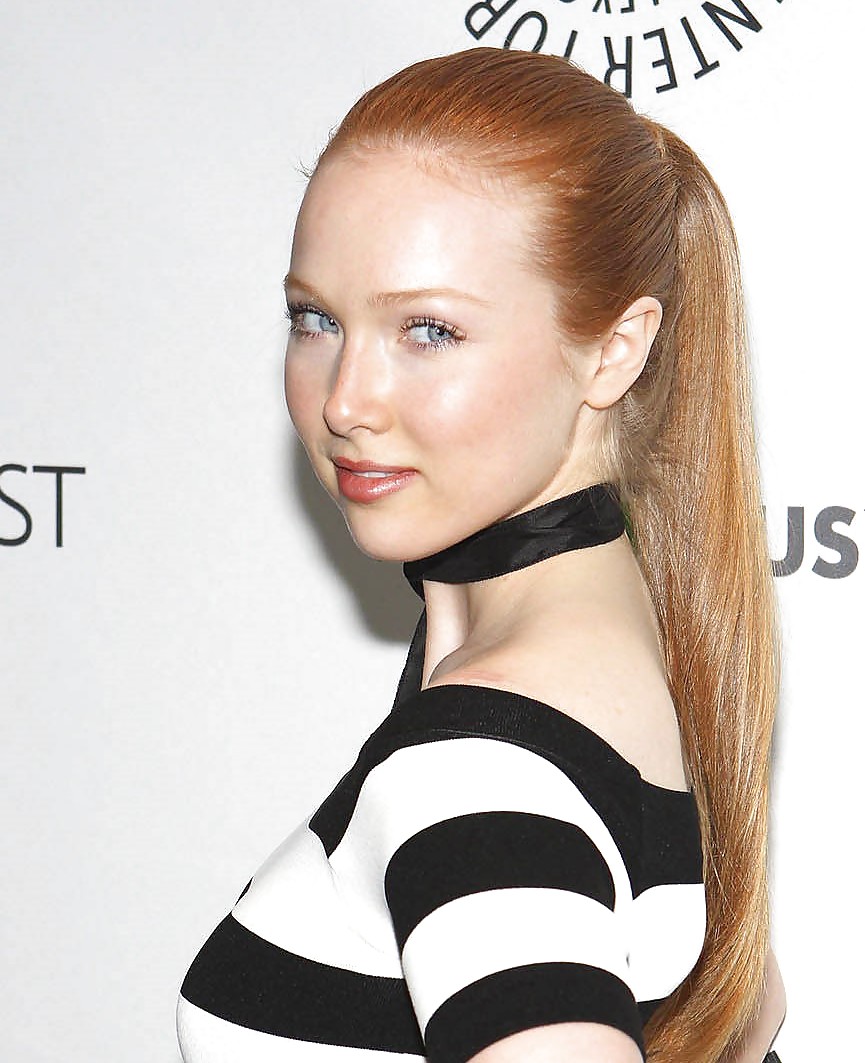 Molly Quinn #15954456