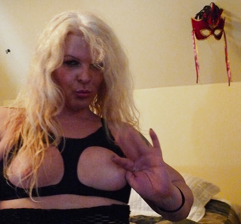 Pictures of me #4460854