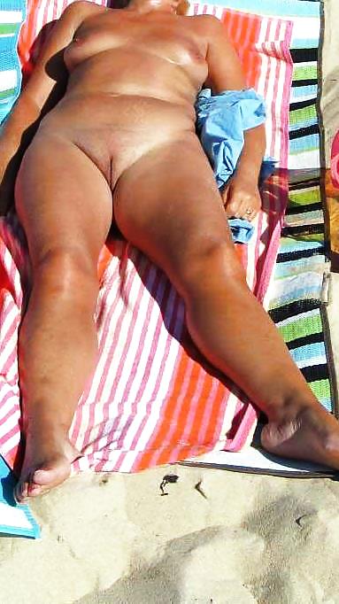 Nuevamente fotografiada en secreto
 #21678284