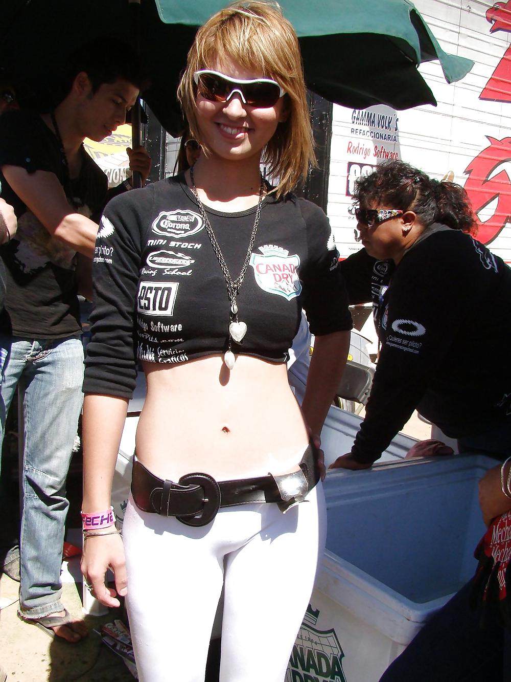 LINDAS ZORRITAS XVI #20050984