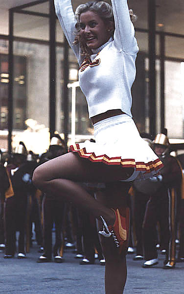 チアリーダーズ エロティカ 4 by twistedworlds
 #3575693