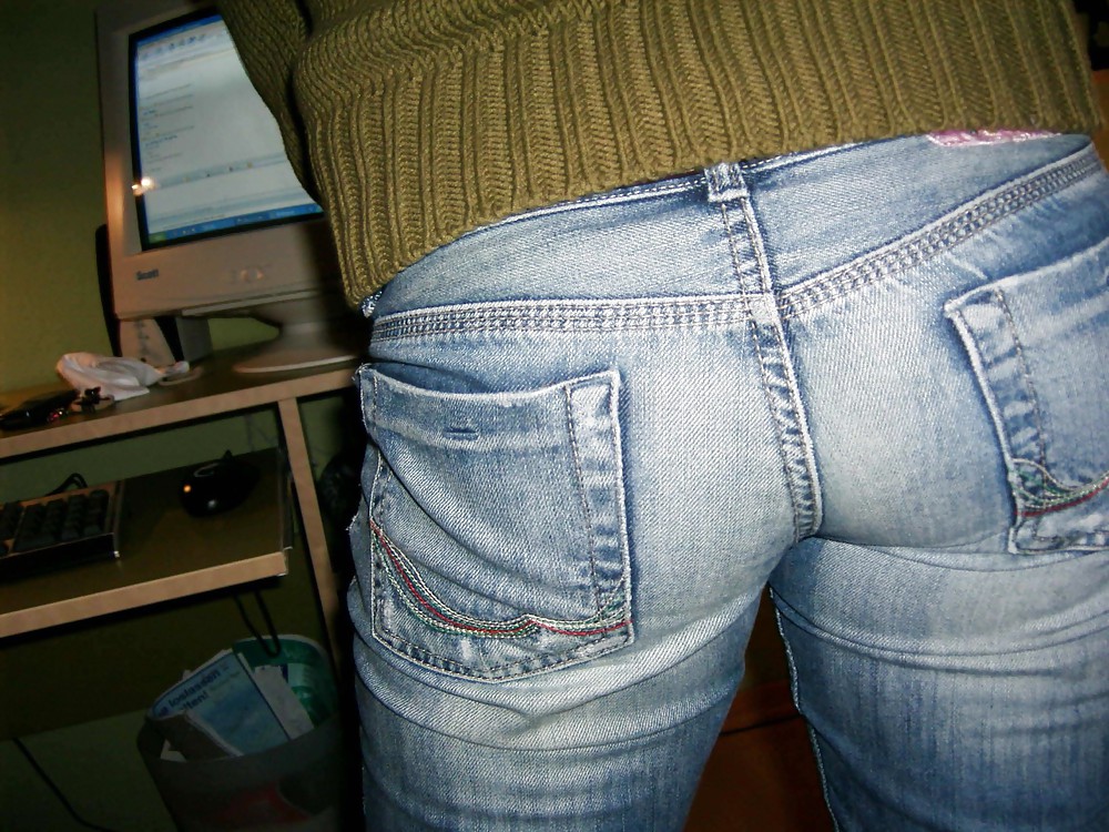 Einige Weitere Mädchen In Jeans #8431704
