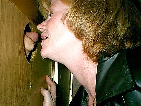 Aún más gloryholes
 #210233