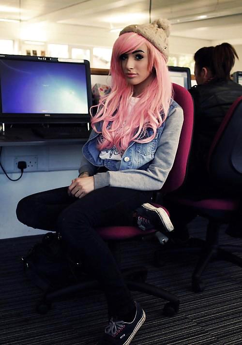 Pink Hair #18018773