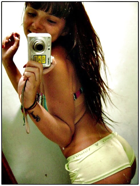 セクシーなブラジルの女の子のビキニ
 #6331743