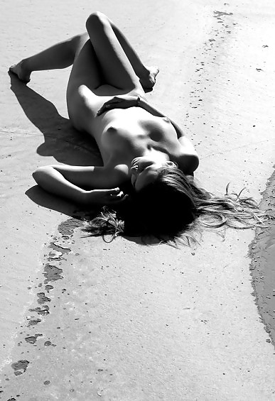 Erotic Beach Babes - Session 1 #3495541