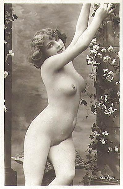 Vintage Erotische Fotokunst 4 - Aktmodell 1 C. 1880 #6430690
