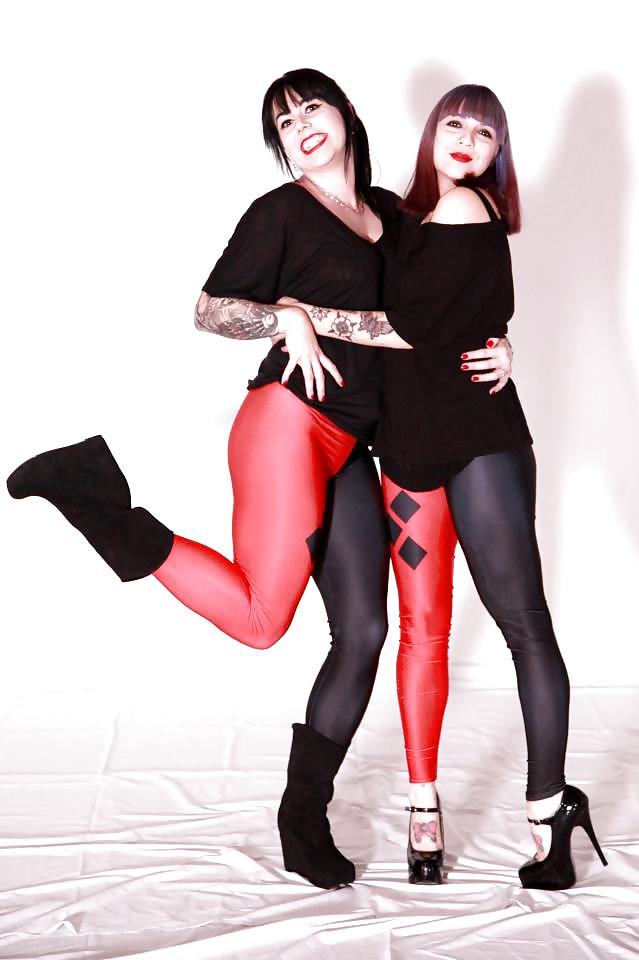 Mi hermana y su novia, sexy, leggings, mallas, spandex,
 #9352613