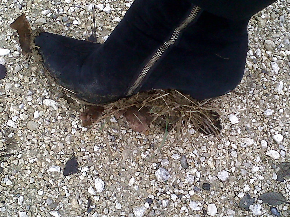 Outdoor with heels #4611023