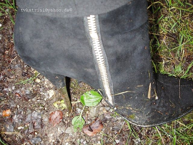 Outdoor with heels #4611044